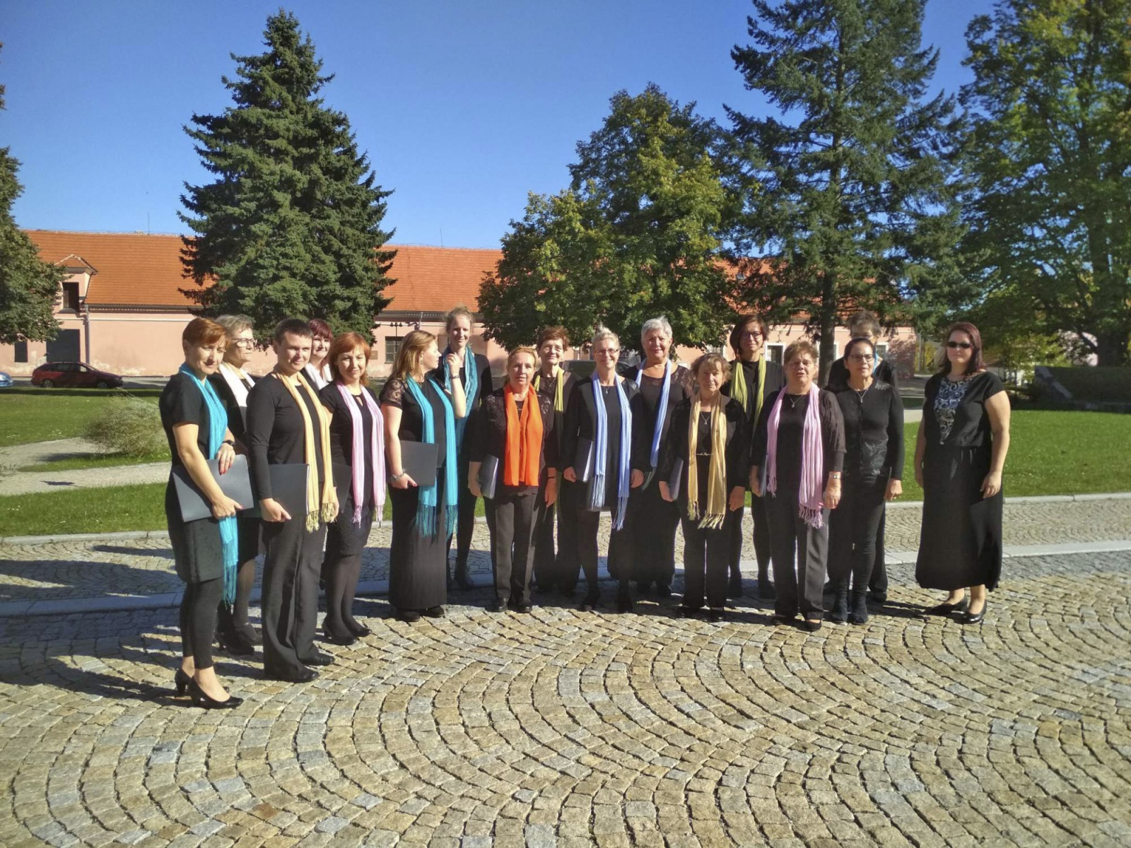 Vlachovo-Brezi-2019-se-sbormistryni-Milou-Seidlovou